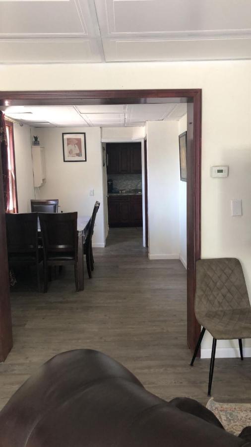 Cozzy Room With Private Entrance And Drive Way Nova York Exterior foto