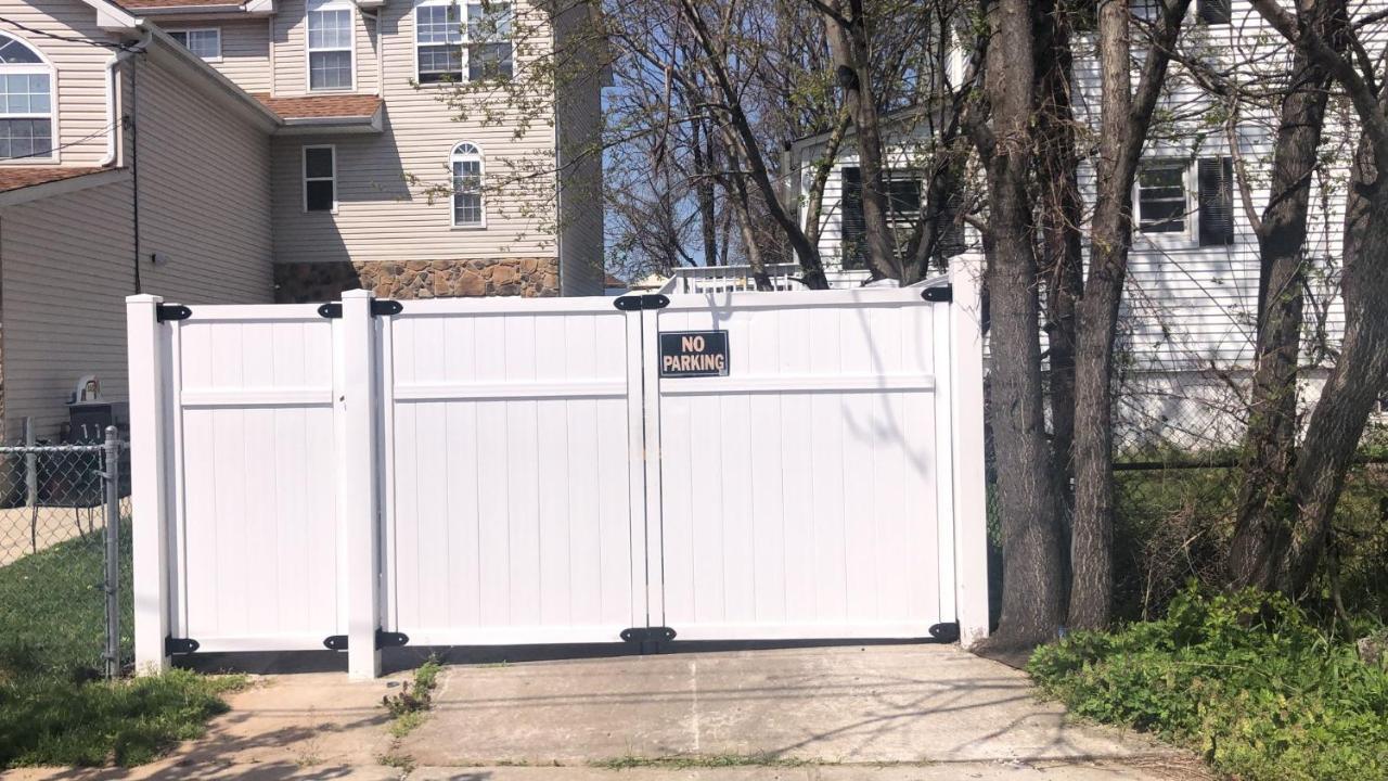 Cozzy Room With Private Entrance And Drive Way Nova York Exterior foto