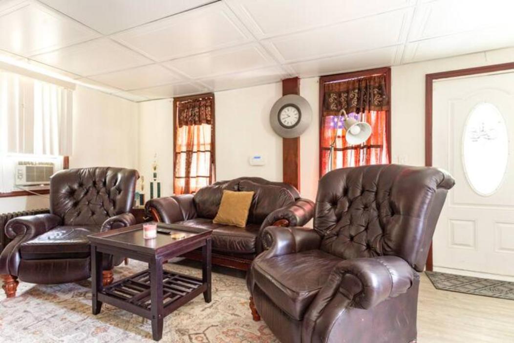 Cozzy Room With Private Entrance And Drive Way Nova York Exterior foto