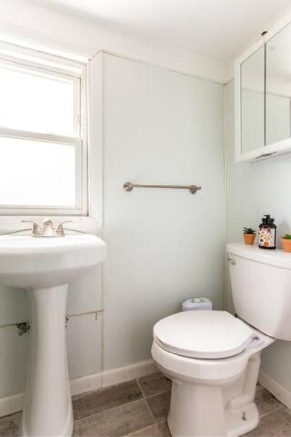 Cozzy Room With Private Entrance And Drive Way Nova York Exterior foto